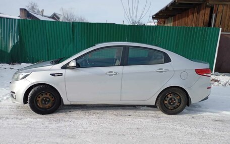 KIA Rio III рестайлинг, 2015 год, 1 050 000 рублей, 2 фотография