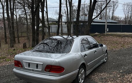 Mercedes-Benz E-Класс, 1997 год, 210 000 рублей, 4 фотография