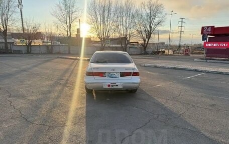 Toyota Camry, 2000 год, 265 000 рублей, 6 фотография
