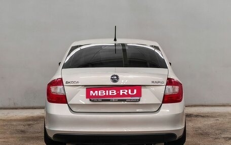 Skoda Rapid I, 2014 год, 863 000 рублей, 6 фотография