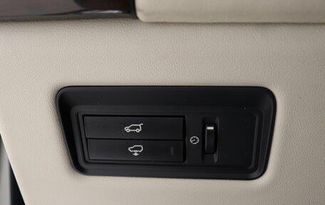 Land Rover Range Rover IV рестайлинг, 2014 год, 2 890 000 рублей, 23 фотография