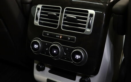 Land Rover Range Rover IV рестайлинг, 2014 год, 2 890 000 рублей, 32 фотография