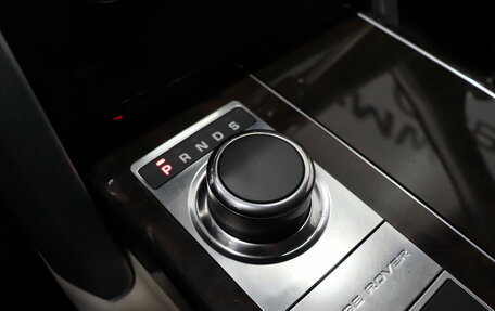 Land Rover Range Rover IV рестайлинг, 2014 год, 2 890 000 рублей, 29 фотография