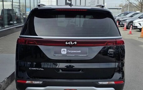 KIA Carnival, 2022 год, 3 900 000 рублей, 7 фотография