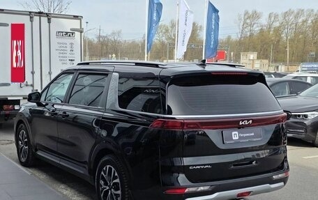 KIA Carnival, 2022 год, 3 900 000 рублей, 9 фотография