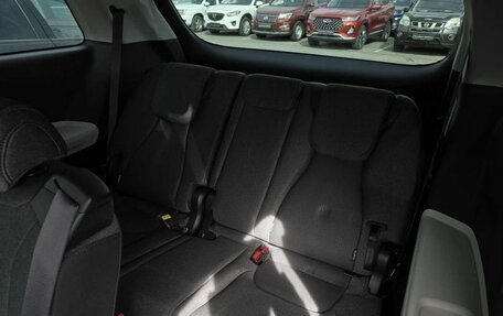 KIA Carnival, 2022 год, 3 900 000 рублей, 25 фотография