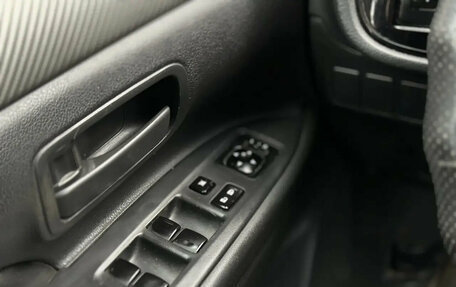 Mitsubishi Outlander III рестайлинг 3, 2012 год, 1 195 000 рублей, 12 фотография