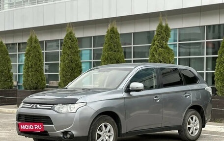 Mitsubishi Outlander III рестайлинг 3, 2012 год, 1 195 000 рублей, 3 фотография