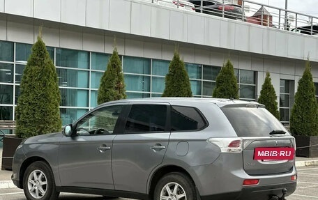 Mitsubishi Outlander III рестайлинг 3, 2012 год, 1 195 000 рублей, 4 фотография