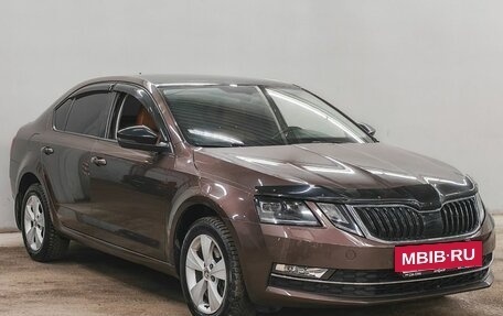 Skoda Octavia, 2017 год, 1 813 000 рублей, 2 фотография