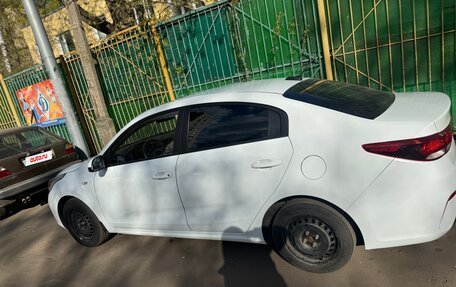 KIA Rio IV, 2020 год, 1 300 000 рублей, 3 фотография