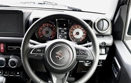 Suzuki Jimny, 2023 год, 1 800 000 рублей, 11 фотография