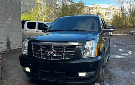 Cadillac Escalade III, 2012 год, 2 290 000 рублей, 2 фотография