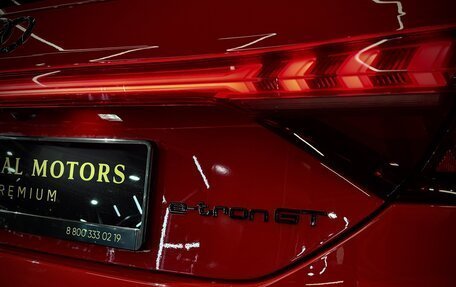 Audi RS e-tron GT, 2021 год, 13 800 000 рублей, 10 фотография