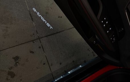 Audi RS e-tron GT, 2021 год, 13 800 000 рублей, 22 фотография