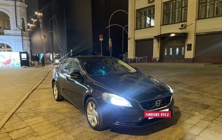 Volvo V40 II рестайлинг, 2014 год, 1 300 000 рублей, 12 фотография