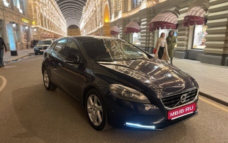 Volvo V40 II рестайлинг, 2014 год, 1 300 000 рублей, 14 фотография