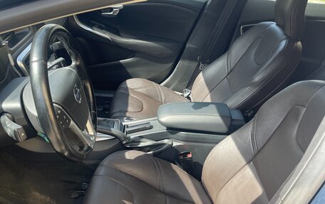 Volvo V40 II рестайлинг, 2014 год, 1 300 000 рублей, 22 фотография