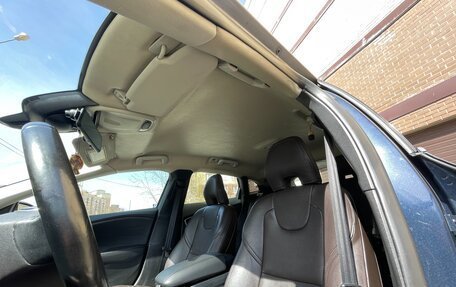 Volvo V40 II рестайлинг, 2014 год, 1 300 000 рублей, 23 фотография