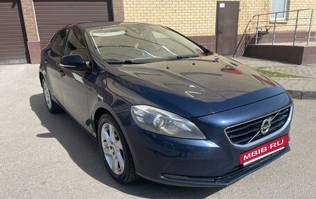 Volvo V40 II рестайлинг, 2014 год, 1 300 000 рублей, 17 фотография