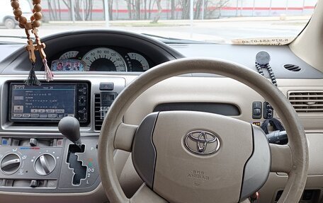 Toyota Raum II, 2010 год, 450 000 рублей, 10 фотография