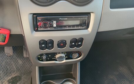 Renault Logan I, 2010 год, 365 000 рублей, 10 фотография