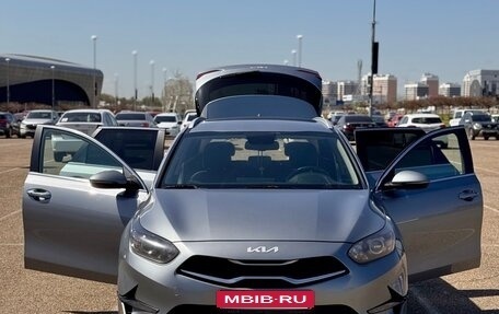 KIA cee'd III, 2022 год, 2 400 000 рублей, 14 фотография