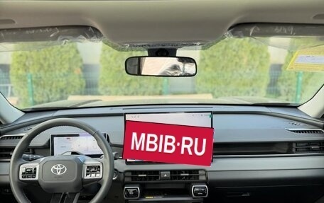 Toyota RAV4, 2026 год, 4 310 000 рублей, 9 фотография