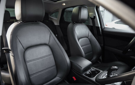 Jaguar E-Pace, 2019 год, 2 249 000 рублей, 28 фотография