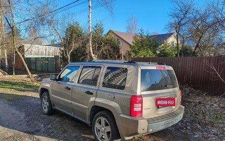 Jeep Liberty (Patriot), 2007 год, 750 000 рублей, 2 фотография