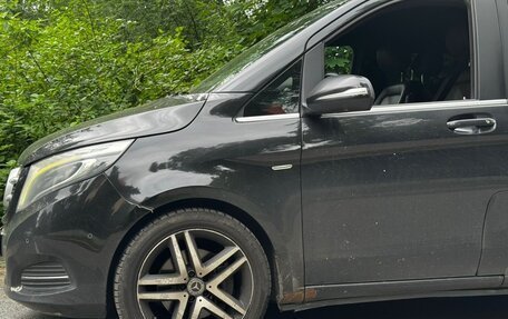 Mercedes-Benz V-Класс, 2014 год, 2 400 000 рублей, 2 фотография