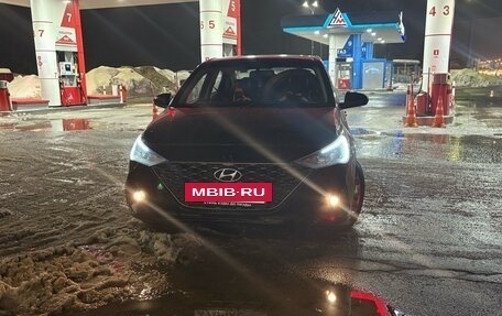 Hyundai Solaris II рестайлинг, 2021 год, 1 400 000 рублей, 7 фотография