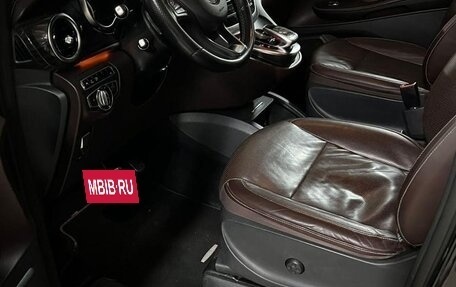 Mercedes-Benz V-Класс, 2014 год, 2 400 000 рублей, 15 фотография