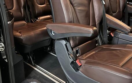 Mercedes-Benz V-Класс, 2014 год, 2 400 000 рублей, 13 фотография