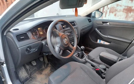 Volkswagen Jetta VI, 2014 год, 950 000 рублей, 3 фотография