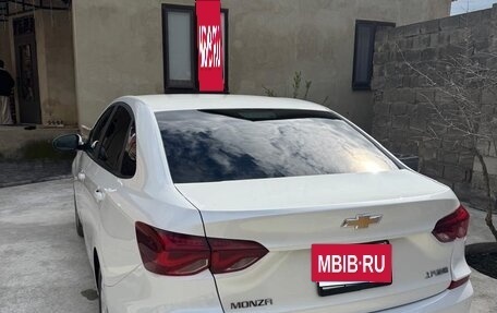 Chevrolet Monza, 2023 год, 999 000 рублей, 3 фотография