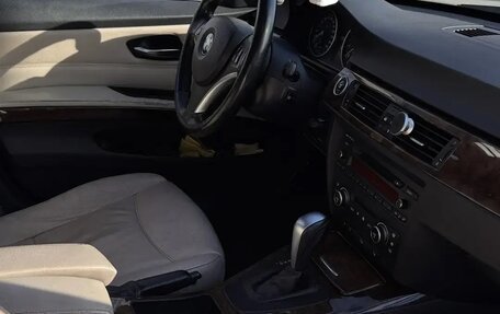 BMW 3 серия, 2009 год, 1 030 000 рублей, 3 фотография