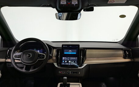 Volvo XC90 II рестайлинг, 2025 год, 8 950 000 рублей, 14 фотография