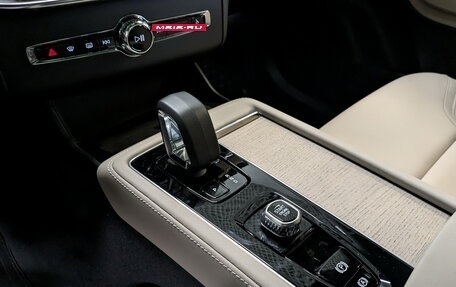 Volvo XC90 II рестайлинг, 2025 год, 8 950 000 рублей, 28 фотография