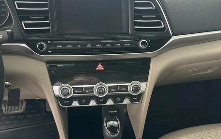 Hyundai Elantra VI рестайлинг, 2020 год, 1 944 000 рублей, 27 фотография