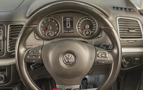 Volkswagen Sharan II, 2013 год, 1 369 000 рублей, 14 фотография