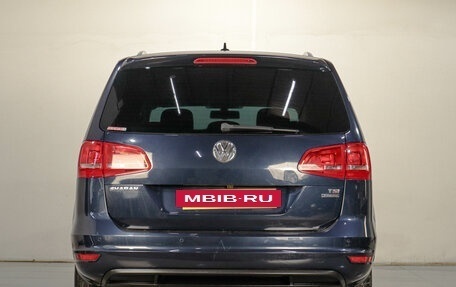 Volkswagen Sharan II, 2013 год, 1 369 000 рублей, 6 фотография