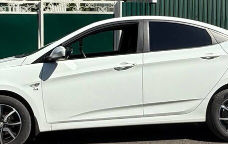 Hyundai Solaris II рестайлинг, 2016 год, 1 100 000 рублей, 6 фотография