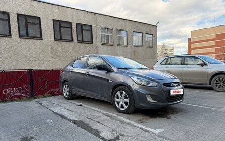 Hyundai Solaris II рестайлинг, 2012 год, 585 000 рублей, 2 фотография