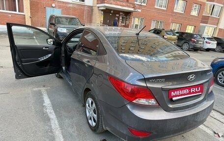 Hyundai Solaris II рестайлинг, 2012 год, 585 000 рублей, 8 фотография