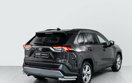 Toyota RAV4, 2020 год, 2 695 000 рублей, 4 фотография