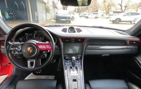 Porsche 911, 2017 год, 14 950 000 рублей, 30 фотография