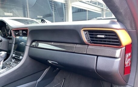 Porsche 911, 2017 год, 14 950 000 рублей, 38 фотография