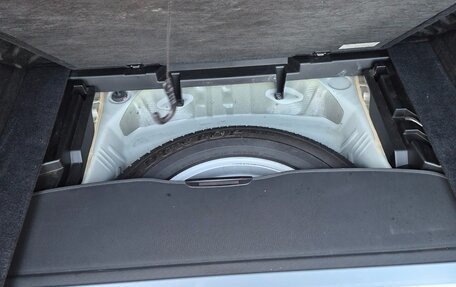 Subaru Outback IV рестайлинг, 2015 год, 2 000 000 рублей, 19 фотография