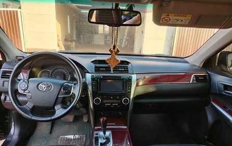 Toyota Camry, 2014 год, 1 800 000 рублей, 3 фотография